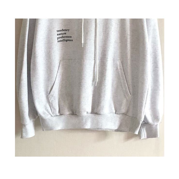 すっきりとしたポイントになる配色レタリングのパーカー トップス レディース | VIVID LADY | 詳細画像5 