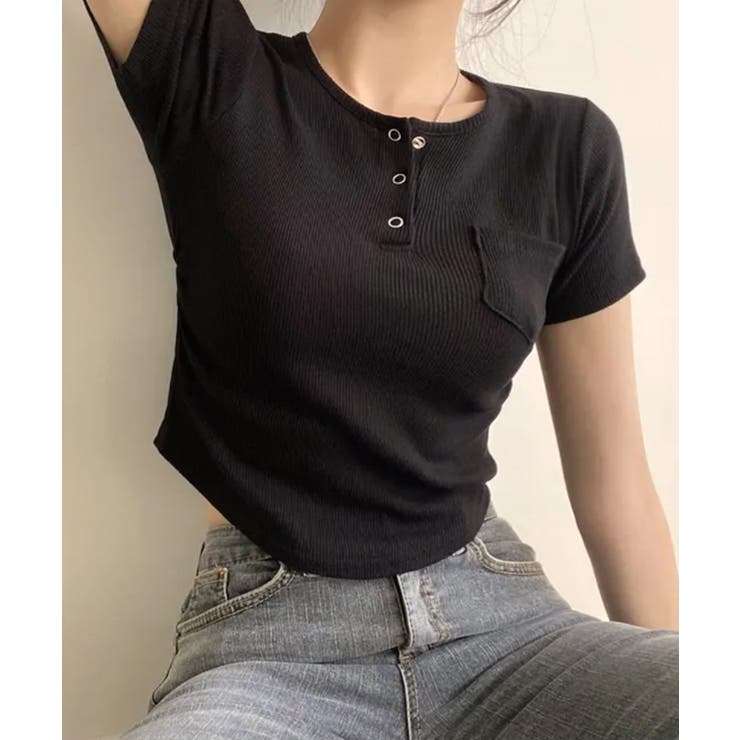 ブラック | スナップボタン スリムフィット半袖Tシャツ | VIVID LADY