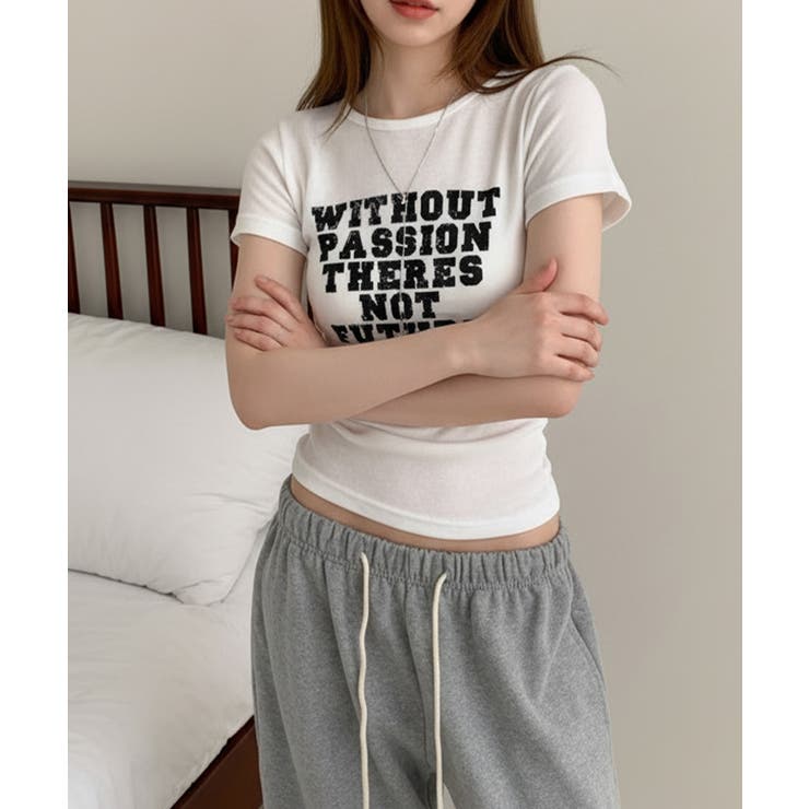 英字プリント スリムフィット 半袖Tシャツ | VIVID LADY | 詳細画像2 