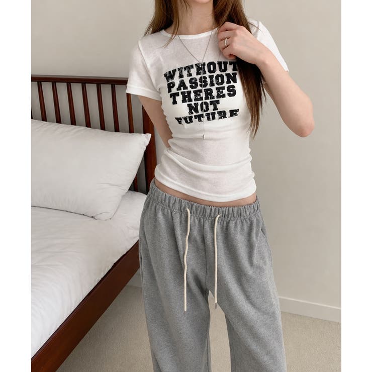 英字プリント スリムフィット 半袖Tシャツ | VIVID LADY | 詳細画像4 