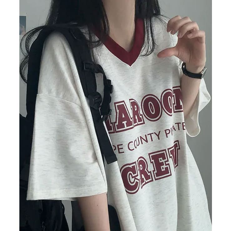 カレッジロゴ Vネック オーバーサイズ 半袖Tシャツ | VIVID LADY | 詳細画像4 