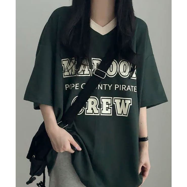 グリーン | カレッジロゴ Vネック オーバーサイズ 半袖Tシャツ | VIVID LADY
