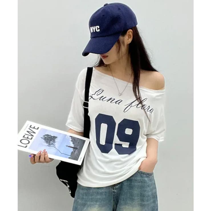ホワイト | 2WAY ボートネック オーバーフィット 半袖Tシャツ | VIVID LADY