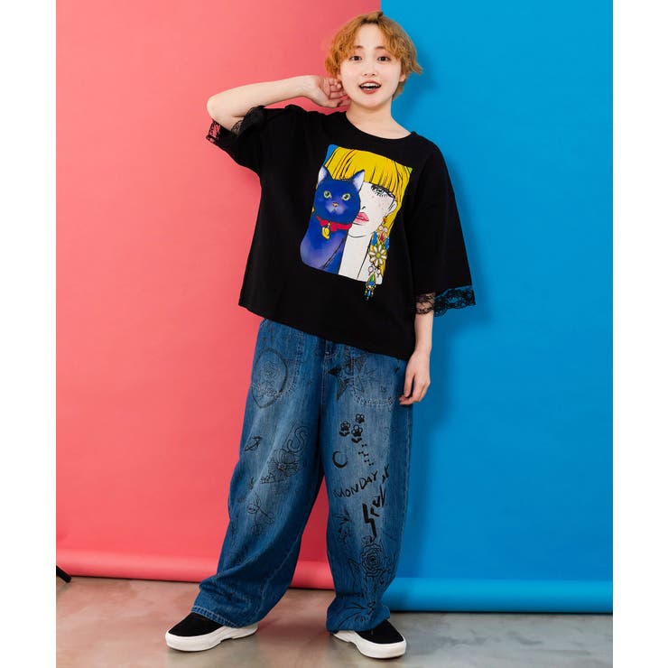 ネコと女の子の自撮り柄 レース切替Tシャツ[品番：SRSW0000113