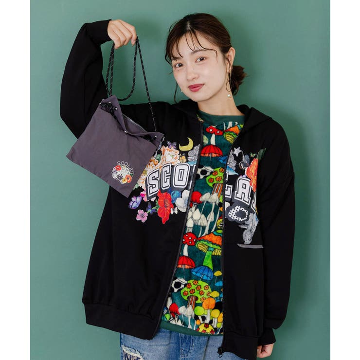 取り外し可能サコッシュ付き 花×ロゴパーカー | ScoLar | 詳細画像8 