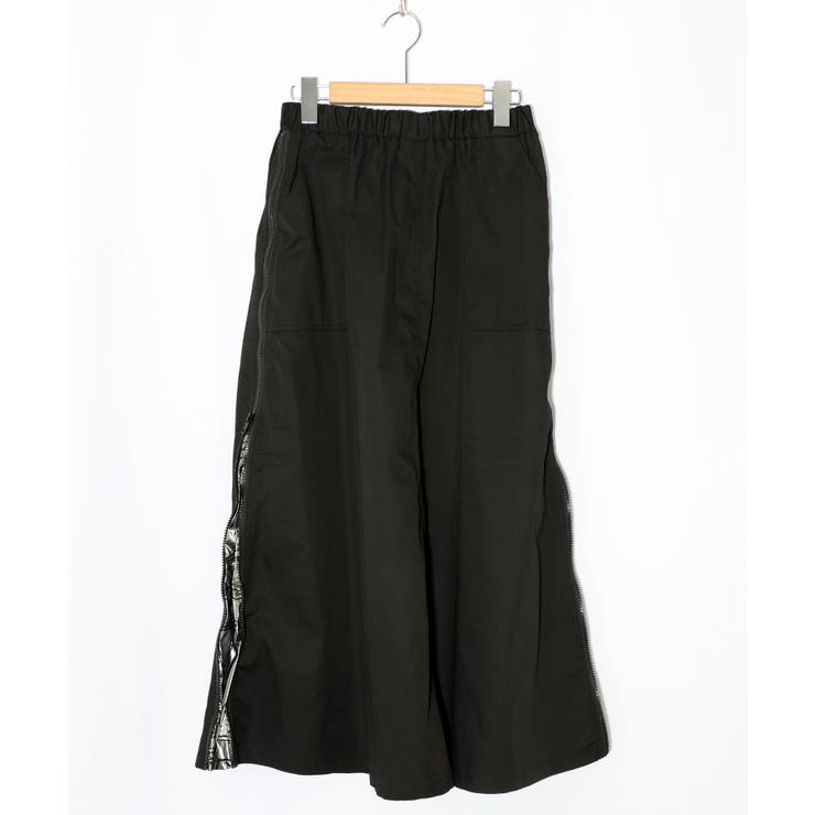 ブラック | 無地×動物たちの肖像柄 4wayツイルスカート | ScoLar