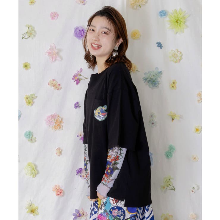 ポップレトロ調 ワッペン風バック刺繍アップリケTシャツ | ScoLar | 詳細画像3 