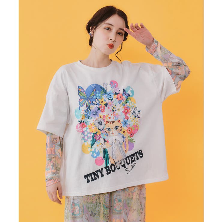 オフホワイト | レースリボン付き 花ネコ柄Tシャツ | ScoLar