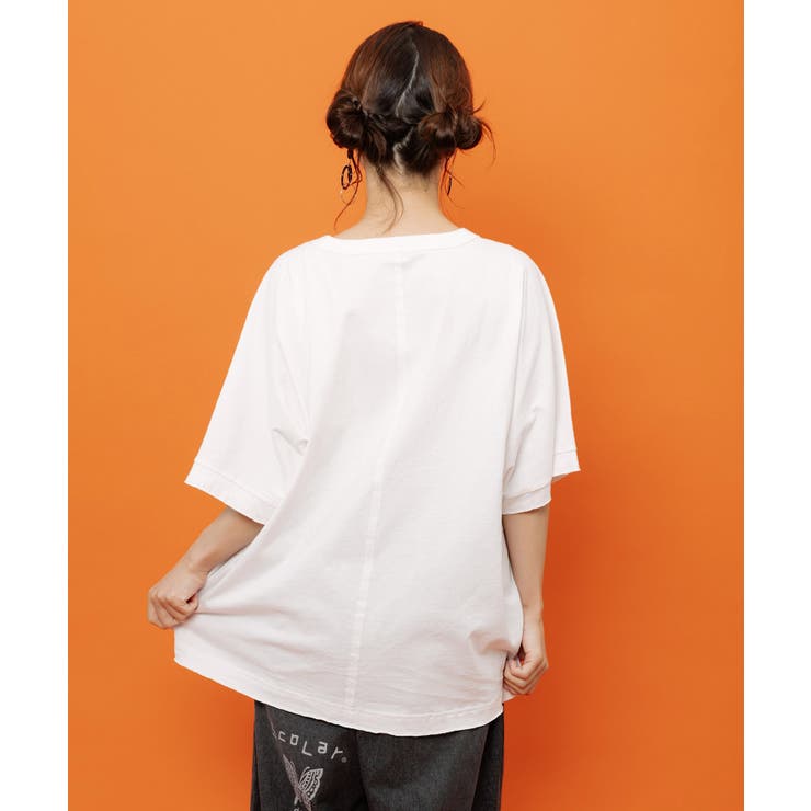 リボン付き もふもふハチワレネコ柄Tシャツ | ScoLar | 詳細画像3 