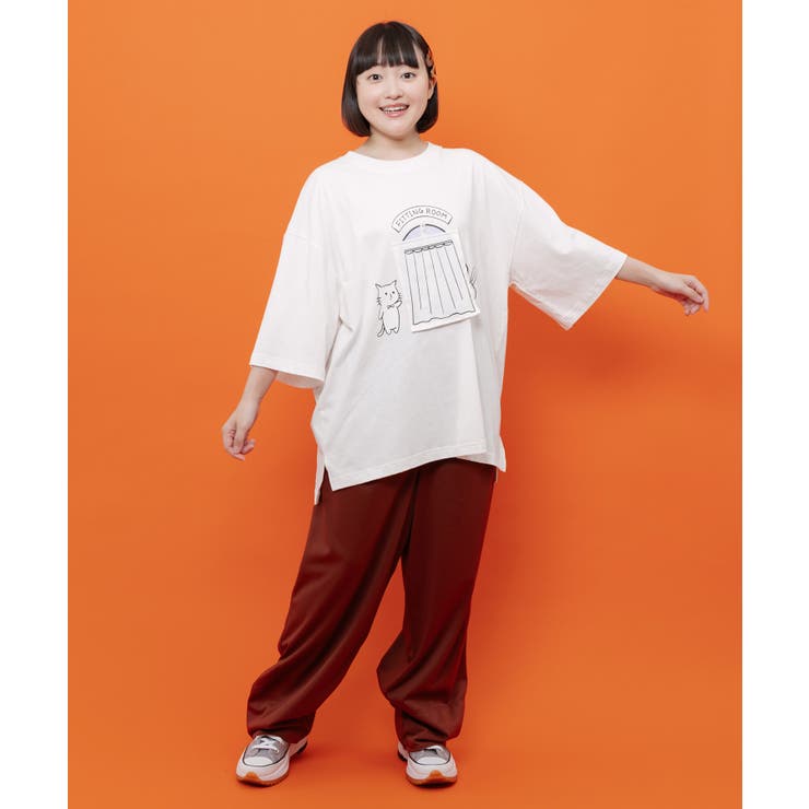試着室の秘密 お着替え中クマ柄Tシャツ | ScoLar | 詳細画像2 