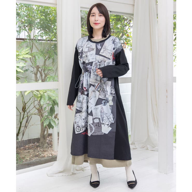 ブラック | お買い物大好き女子のコラージュ柄ワンピース | ScoLar