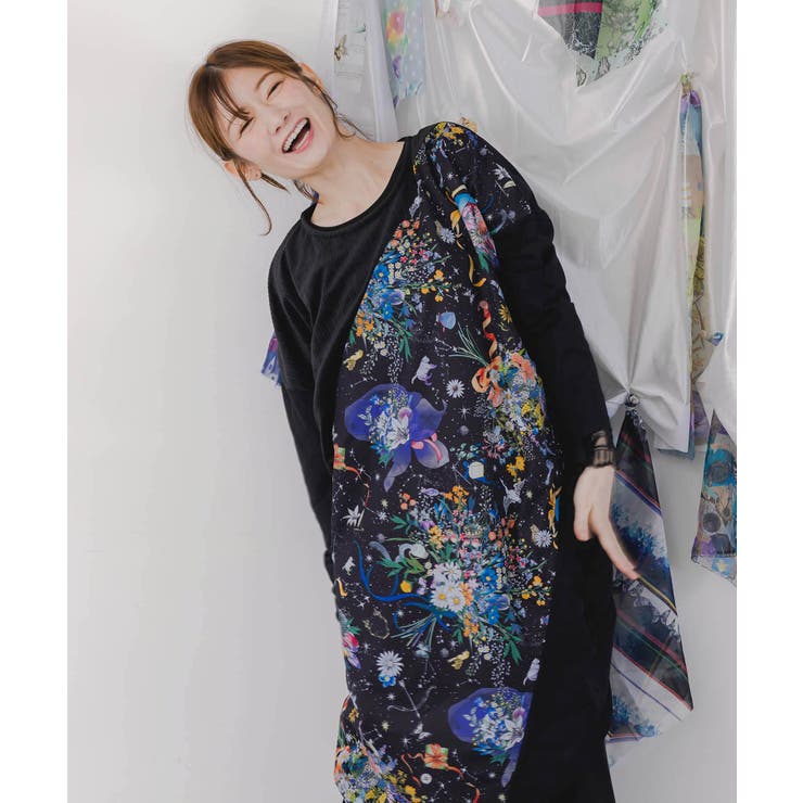 ネコと花の天の川柄 ドロストワンピース | ScoLar | 詳細画像1 