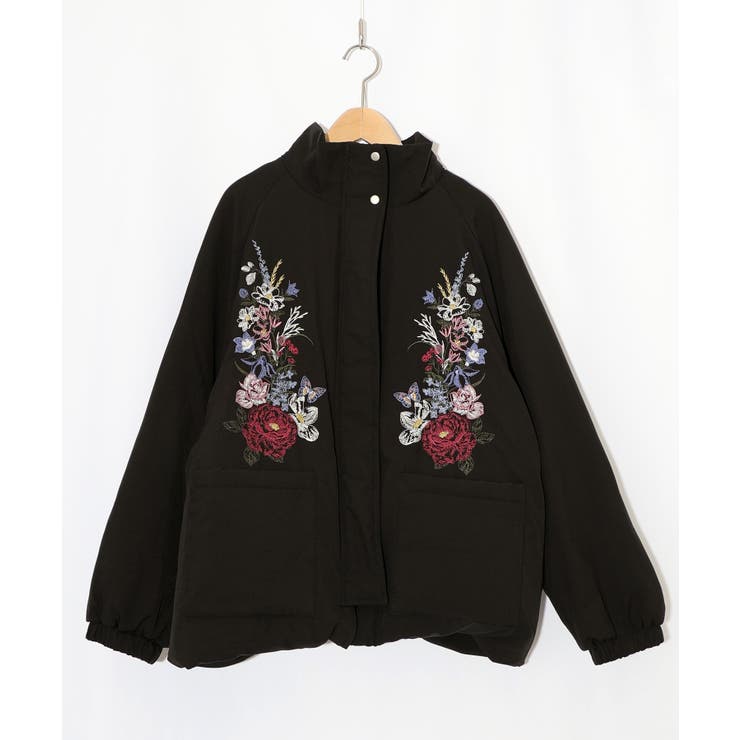 新品タグ付 LOKITHO 刺繍 花柄ボリュームスリーブブルゾン ショート丈 1 着丈調整可能2way 花刺繍中綿ロングブルゾン[品番：SRSW0000300