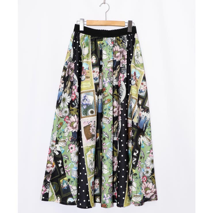 ブラック | 芸術と音楽と花のコラージュ柄フレアスカート | ScoLar