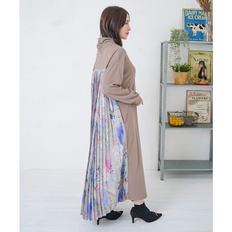 花柄素材切替タートルネックワンピース | ScoLar | 詳細画像10 