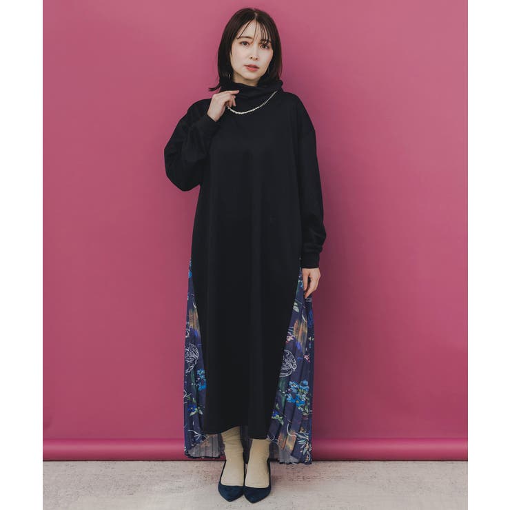 花柄素材切替タートルネックワンピース | ScoLar | 詳細画像1 