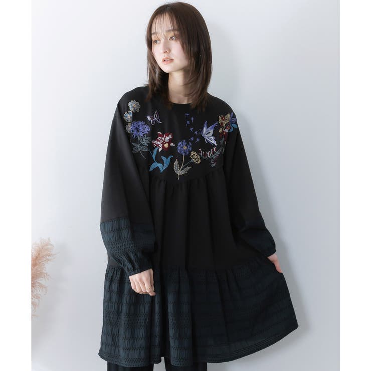 花蝶刺繍シャーリング生地ティアード風ワンピース | ScoLar | 詳細画像1 