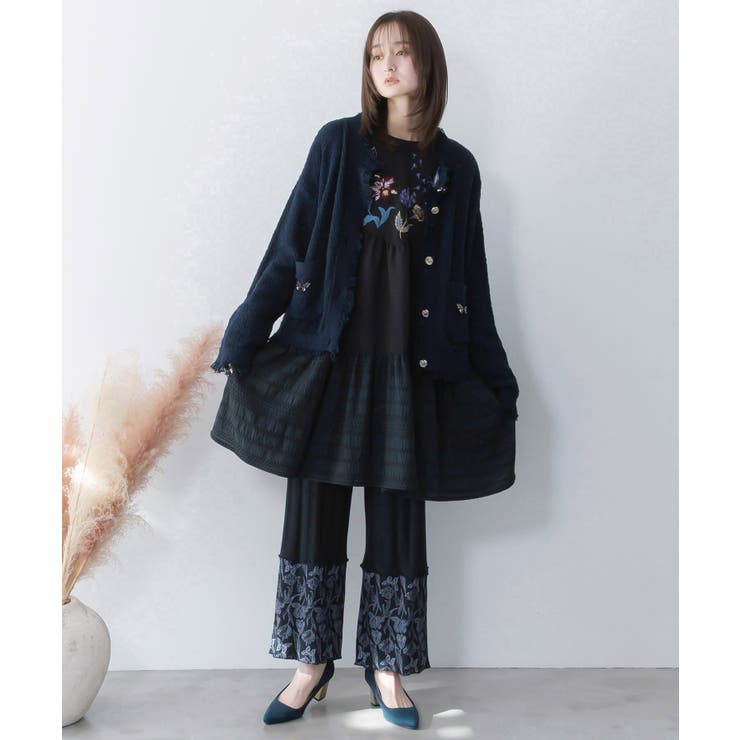 蝶刺繍×蝶ボタン付きニットカーディガン | ScoLar | 詳細画像1 