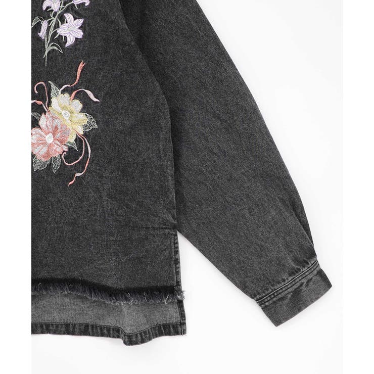 花蝶刺繍すそフリンジ入りデニムシャツ | ScoLar | 詳細画像17 