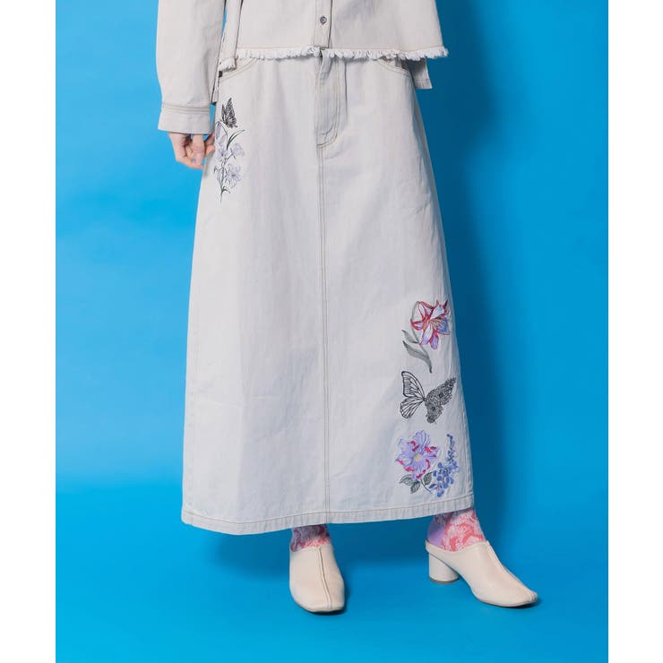 グレー | 花蝶刺繍デニムロングスカート | ScoLar