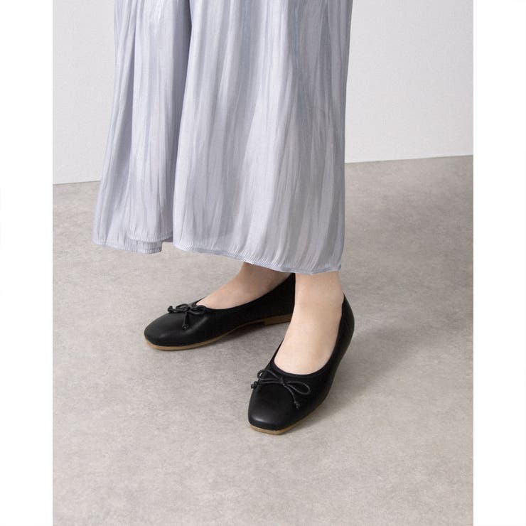 スクエアトゥリボン付きフラットシューズ メタリックカラー[品番