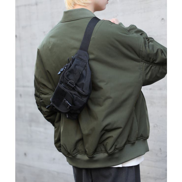 ミリタリーユーティリティショルダーバッグ ボディバッグ KNF037