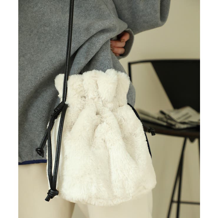 【新品未使用】theory ショルダーバッグ　羊革　巾着ファー Chez toi（シェトワ） ショルダーバッグ バッグ 巾着2WAYファー