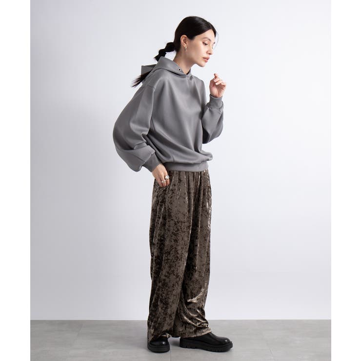 新品未使用タグ付き】Fitmoreオーガンジーフリルレイヤードスウェット