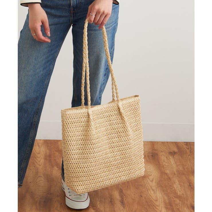 Pebble Grain Shoulder Strap Mini Trapeze Tote | Thom Browne