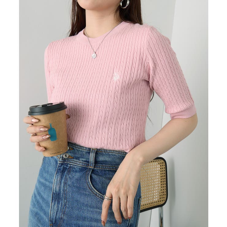ピンク | 【U.S. POLO ASSN.】ワンポイント刺繍 クルーネックケーブルニット | SETUP7【WOMEN】