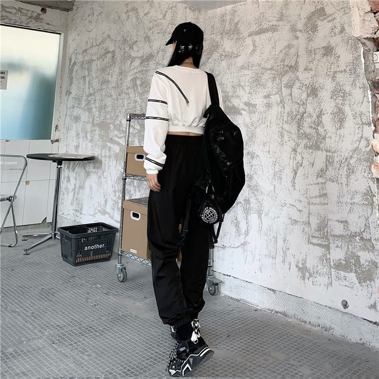 袖ジップショート丈トップス 韓国 ストリート 肌見せ レディース
