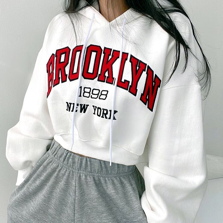 BROOKLYN刺しゅうロゴショート丈パーカー 秋 冬[品番