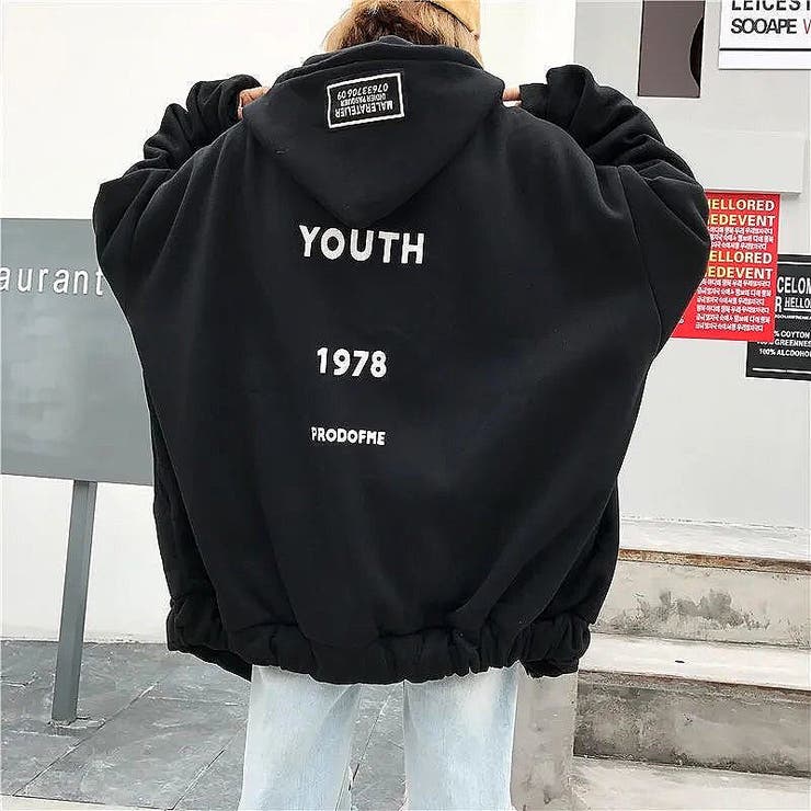 ロゴパッチ付バックプリントジップパーカー 秋 冬[品番