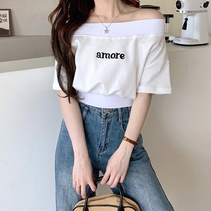 【ブローチの様な刺繍が素敵♡】シャネル トップス シャネル 公式サイト：CHANEL.COM - ファッション | CHANEL シャネル