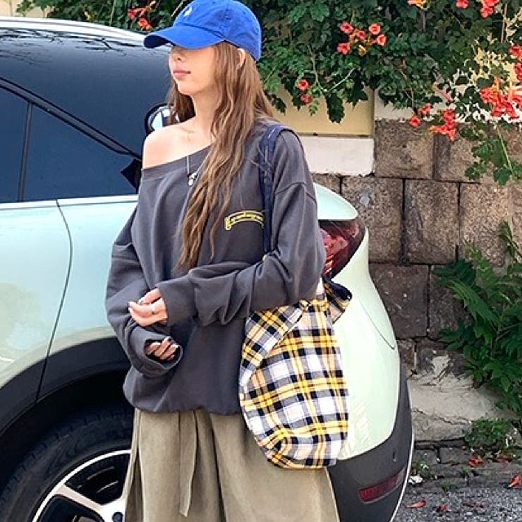 バックサークルロゴプリントオフショルダースウェットトレーナー 春 秋 | SHEENA  | 詳細画像16 