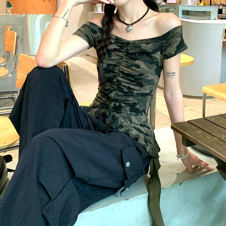 は*な様 oriens ホットフィットフリルタンクトップ　迷彩柄 迷彩柄裾フリルギャザートップス[品番：SHNW0012401]｜SHEENA （シーナ