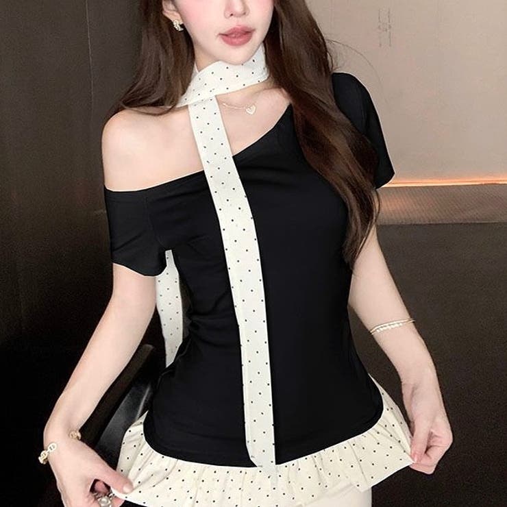 美品　シーニュ　Cygne　ワンショルリボントップス　Veronica　F　黒 ワンショルリボンチョーカートップス[品番：MKSW0050903
