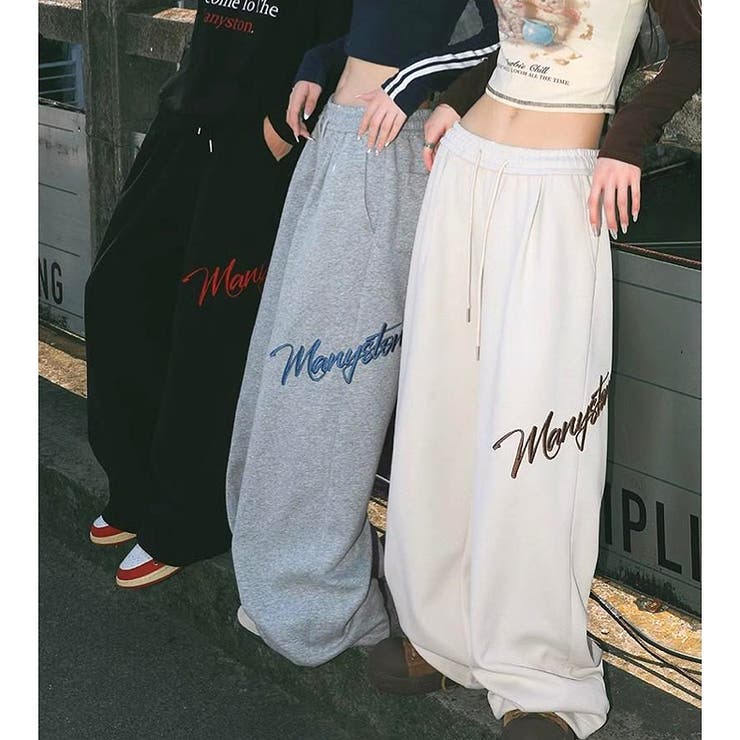 juemi ジュエミ スウェット ワイド パンツ 刺繍ロゴ アッシュ ホワイト EMB Crease Sweat Pants – JUEMI