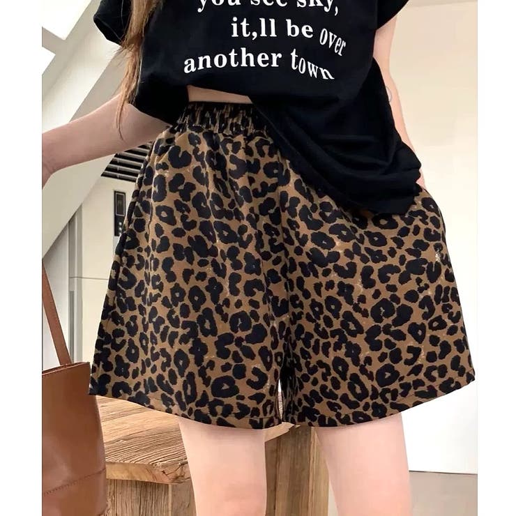 ヴィヴィアンウエストウッド レオパード柄　ショートパンツ org.jpg