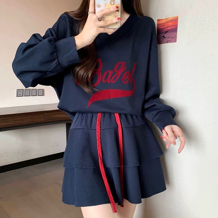 Vネックロゴトレーナー×ティアードミニスカート 2点SET 秋 | SHEENA  | 詳細画像27 