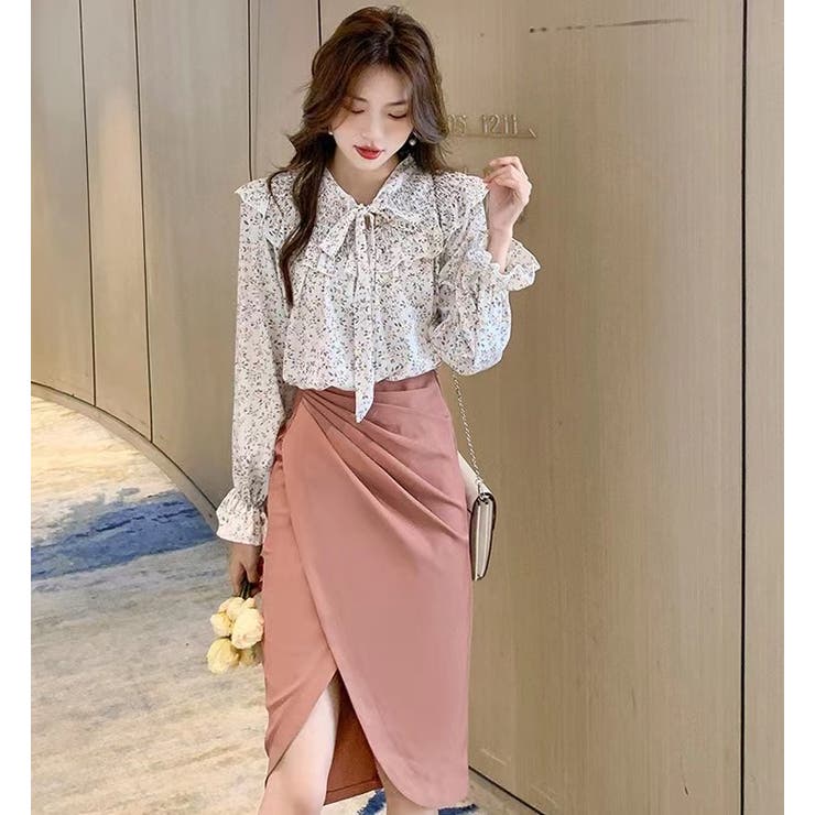 2023 Summer collection 花柄フリルトップス【 WH 】