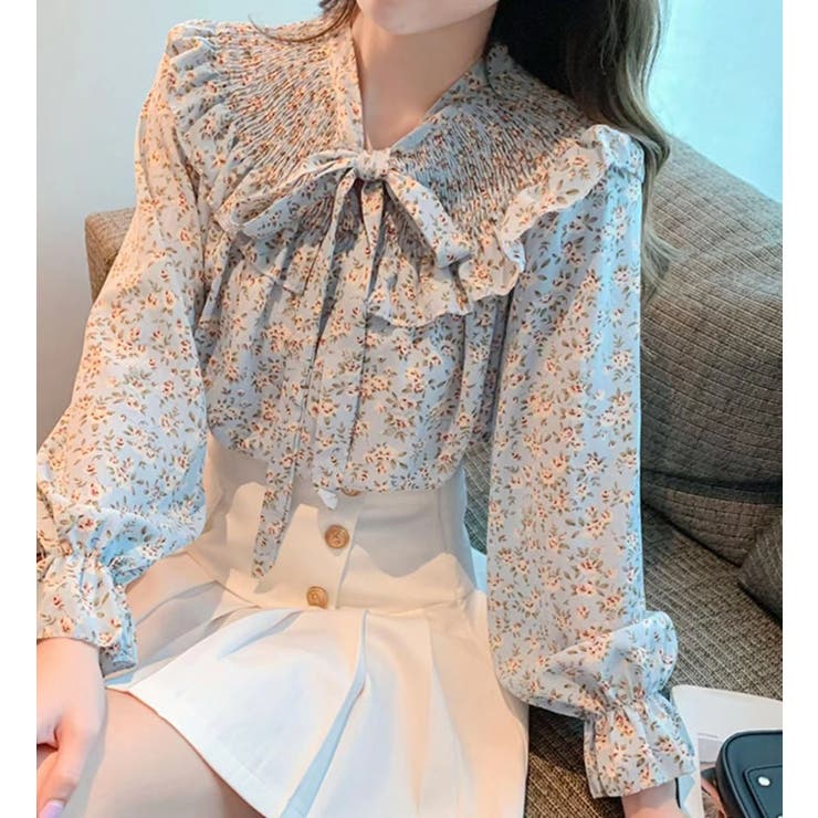 人気商品の中古品・新品・未使用品 花柄トップス フリルトップス 花柄[品番：SHNW0006456]｜Achic トップス