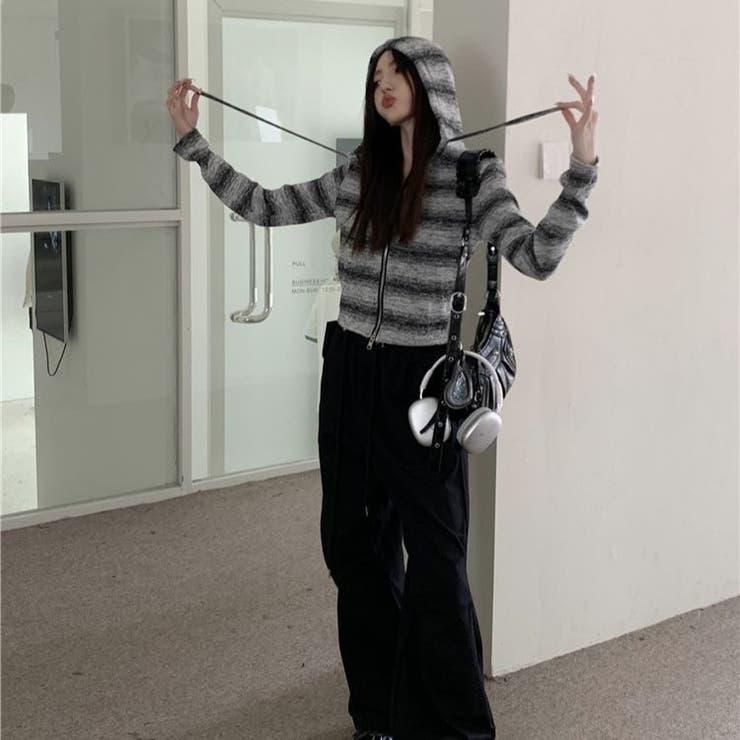 ダブルジップボーダー柄ニットトップス[品番：SHNW0010827]｜Achic
