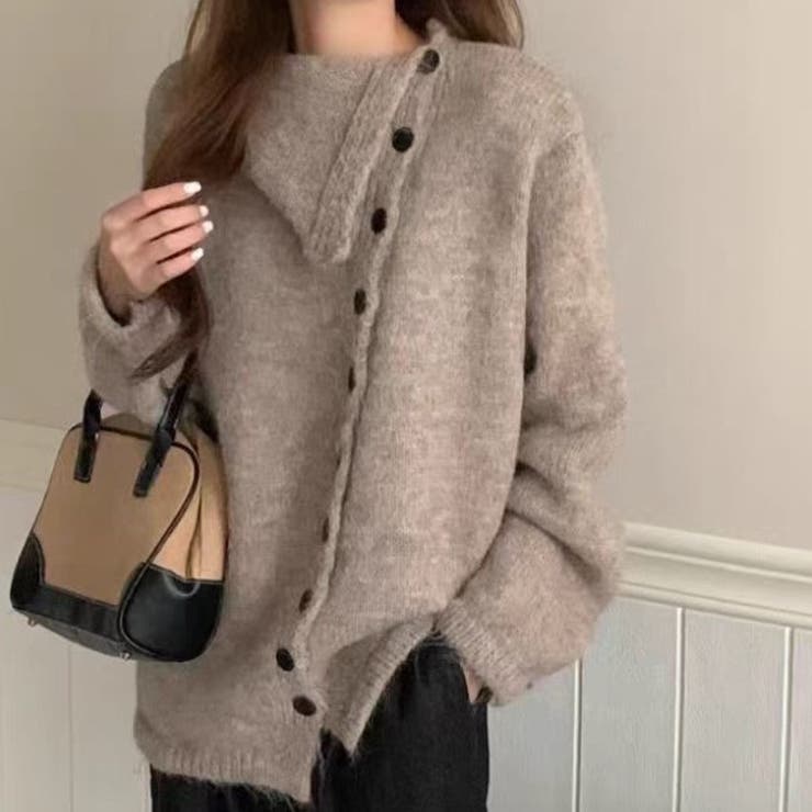 ベージュ | ボタンアップ大きい衿ニットプルオーバー | Achic