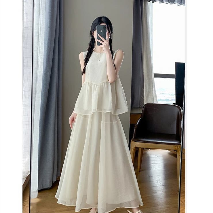 シフォンノースリーブシャツ＋ロングシフォンフレアスカート 2点