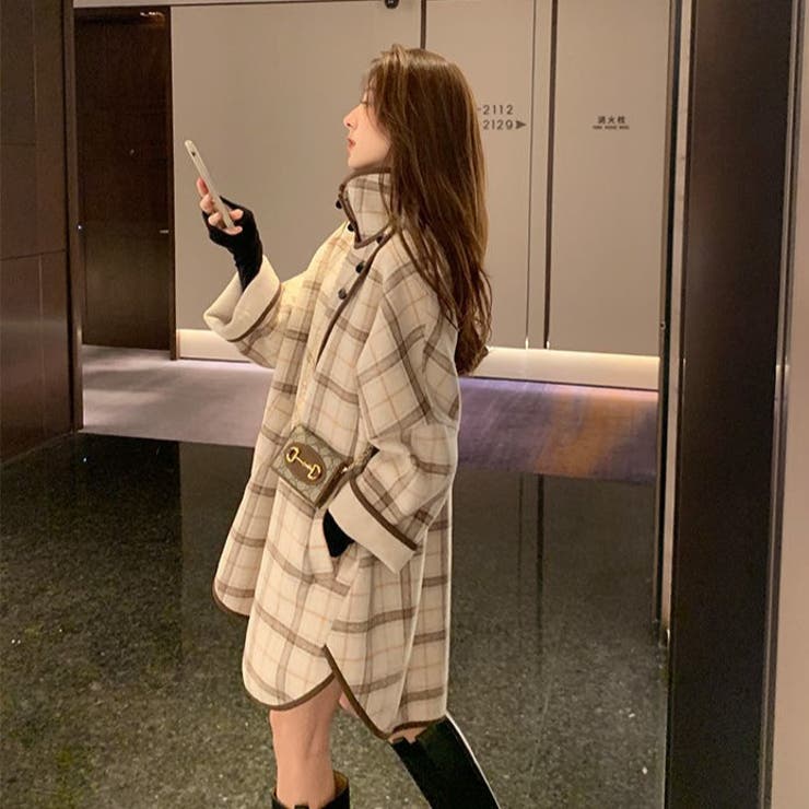 ハイネックチェック柄ケープ風コート[品番：SHNW0010422]｜Achic