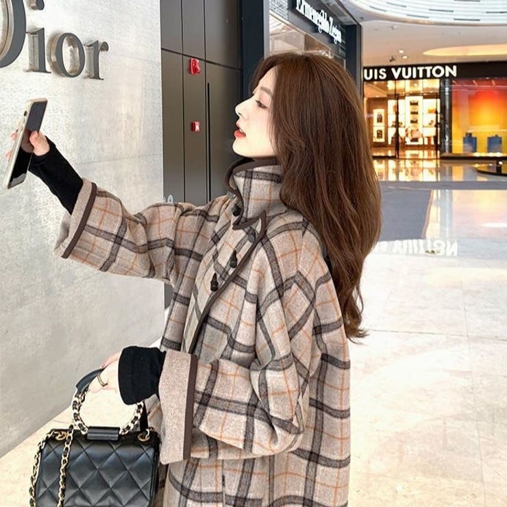 ハイネックチェック柄ケープ風コート[品番：SHNW0010422]｜Achic