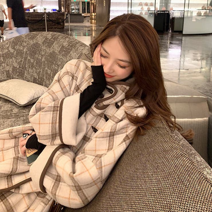 ハイネックチェック柄ケープ風コート[品番：SHNW0010422]｜Achic