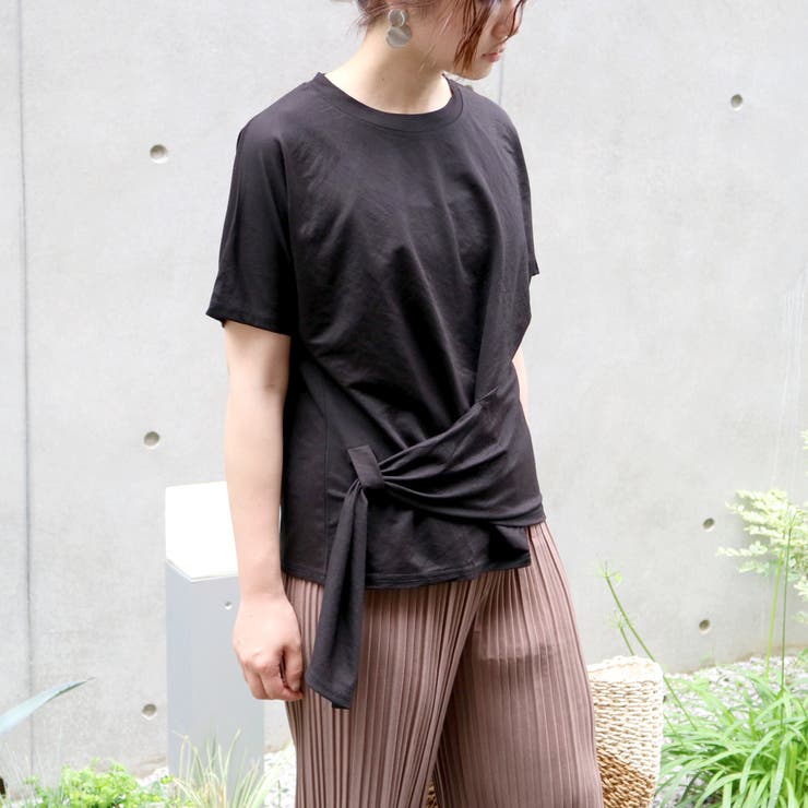 アシンメトリードレープTシャツ トップス ティーシャツ