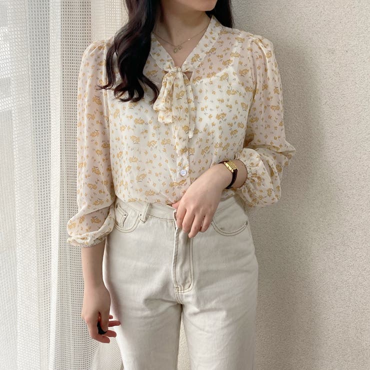 新品 Bonpoint フリル付きホワイトシャツ 12A Bonpoint ホワイト フリルシャツ 2A（ブランド 二子玉